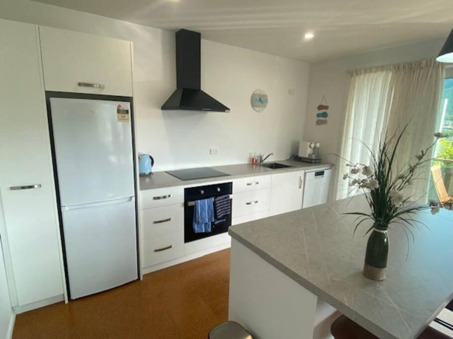 Sea-Renity Picton, Apt B מראה חיצוני תמונה